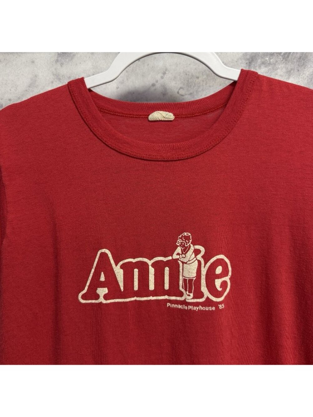 Vintage 80s Little Orphan Annie Musical T Shirt Mens Small Red 1985 Penmans